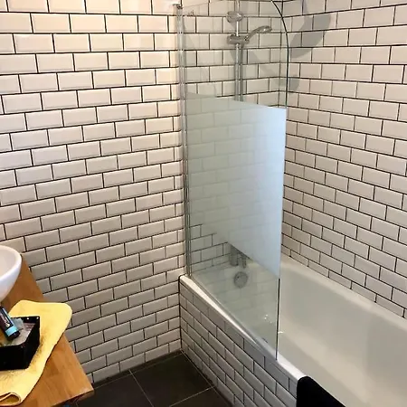 La Maison Buena Hora Climatise Avec Piscine Saze (Gard)